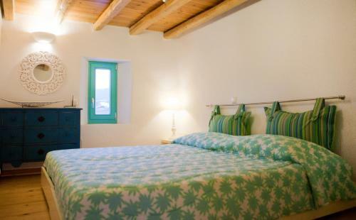 Naoussa Bay Villas