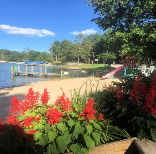 Hotel Clear Lake Resort