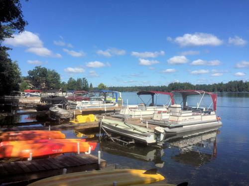 Hotel Clear Lake Resort