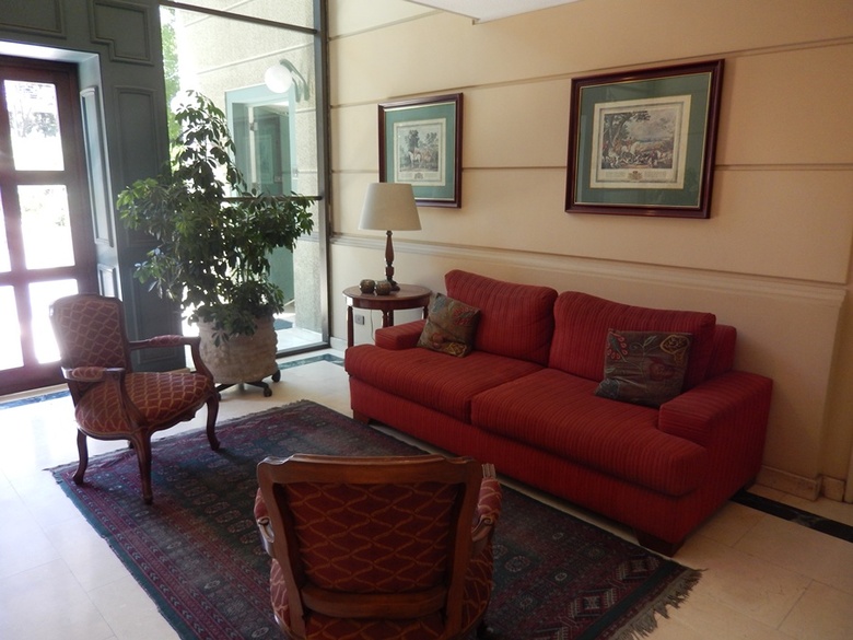 Roomapart Escuela Militar