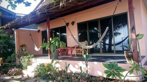 Hostal Papillon Bungalows