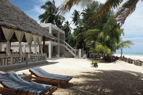 Bed & Breakfast White Dream