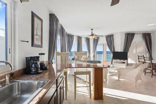 Hotel Turtle's Nest Beach Resort