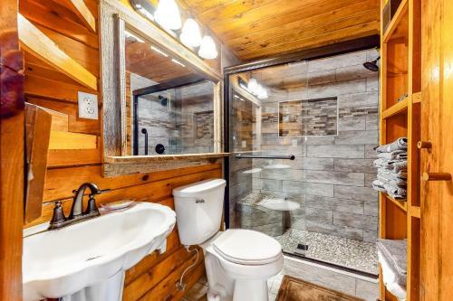 Rich Mountain Bungalow