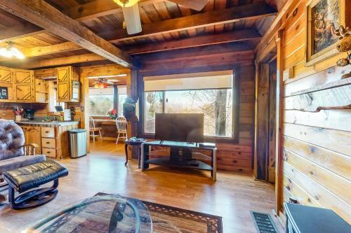 Rich Mountain Bungalow