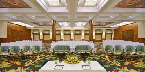 Hotel Radisson Chandigarh Zirakpur