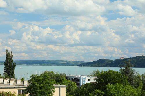 Bed & Breakfast Balkon Apartmanh�z Panzi�
