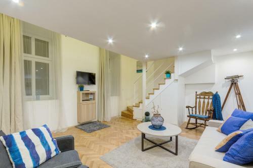 D.five Beautiful Apartment At Basilica