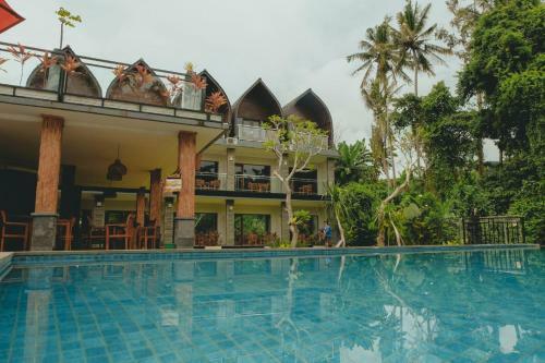Hotel Sekar Arum Riverside Resort