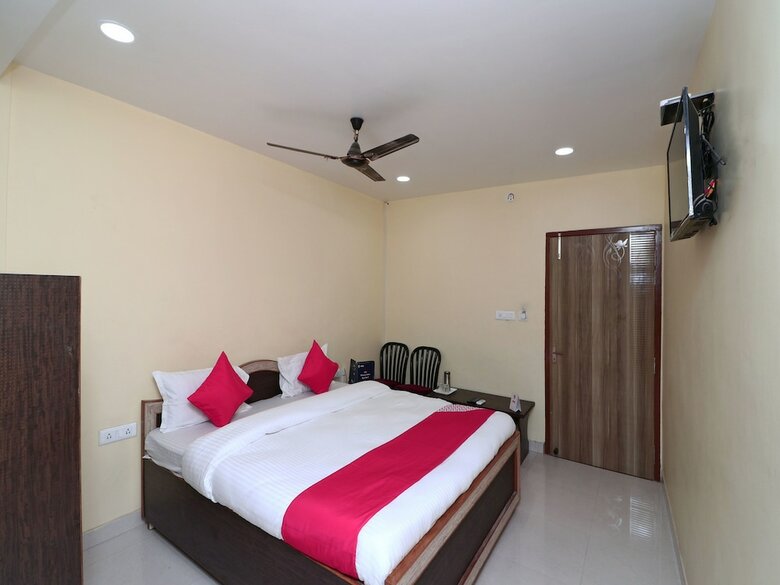 Hotel Oyo 15355 Govind Guest House