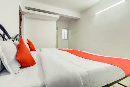 Hotel Oyo 60088 Omkar Guest House