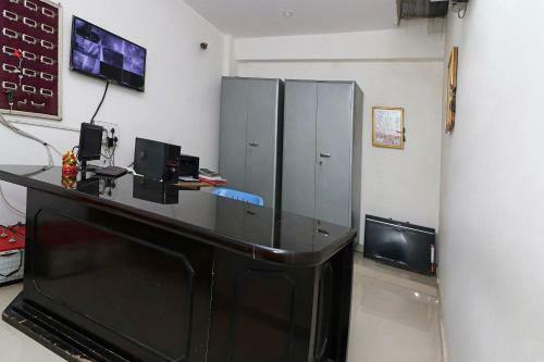 Oyo 23504 Hotel Panther