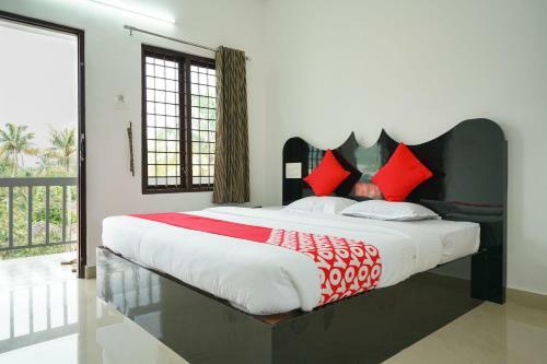Hotel Oyo 23388 Fathima Residency