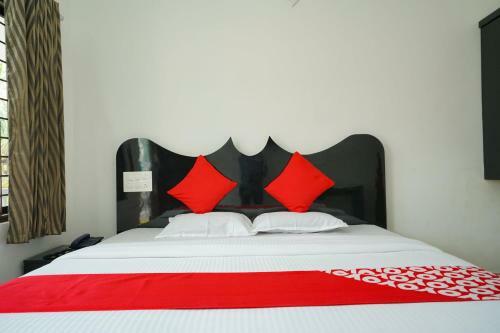 Hotel Oyo 23388 Fathima Residency