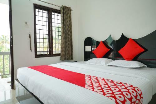 Hotel Oyo 23388 Fathima Residency