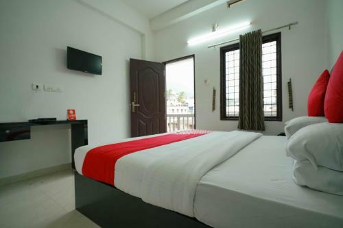 Hotel Oyo 23388 Fathima Residency