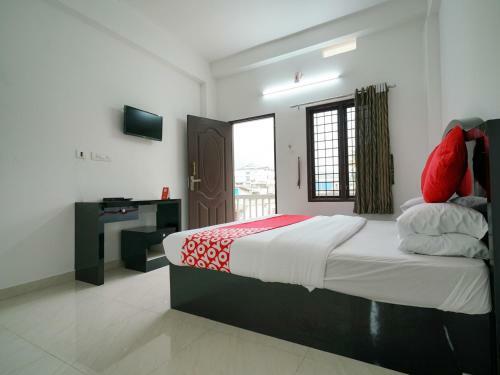 Hotel Oyo 23388 Fathima Residency