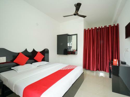 Hotel Oyo 23388 Fathima Residency