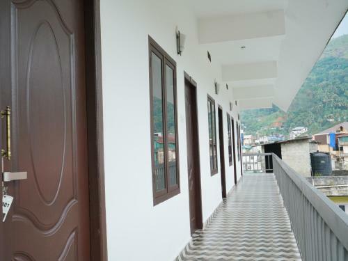 Hotel Oyo 23388 Fathima Residency
