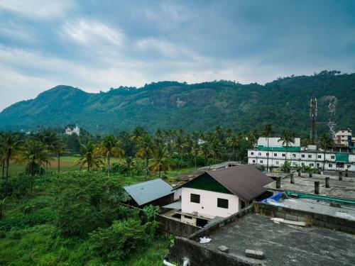 Hotel Oyo 23388 Fathima Residency