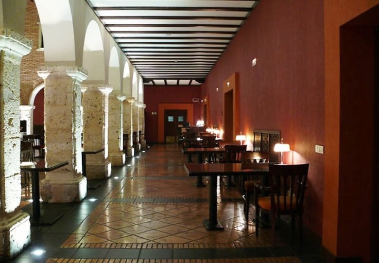 Hotel AC Palacio de Santa Ana By Marriott