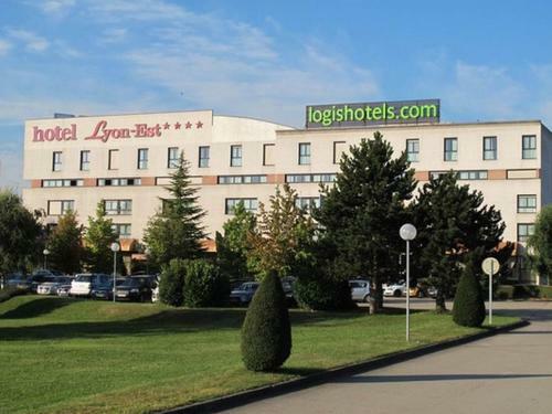Hotel Lyon Est Logis De France