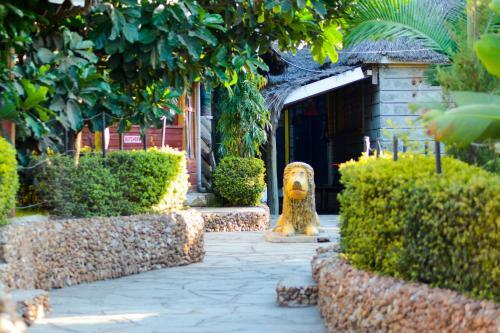 Hotel Pine Breeze Getaway Lukenya