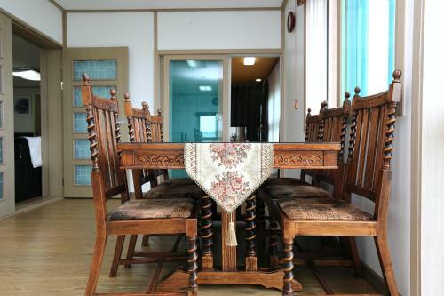 Hostal Ophir House