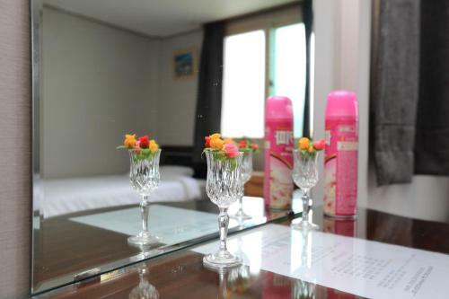 Hostal Ophir House