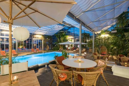 Hotel Bamboo Haupthaus