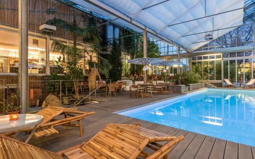 Hotel Bamboo Haupthaus