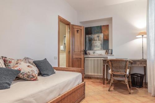 Cala Piccola Villa Sleeps 13 Pool Air Con Wifi
