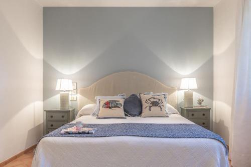 Cala Piccola Villa Sleeps 13 Pool Air Con Wifi