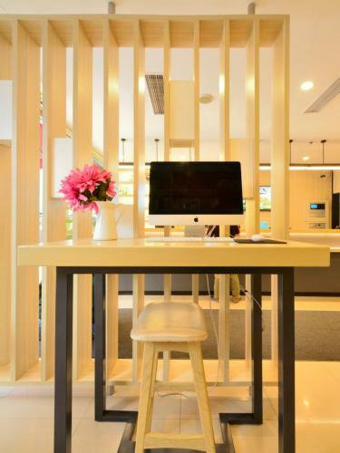 Hotel Hanting Express Wuxi East Railway Station