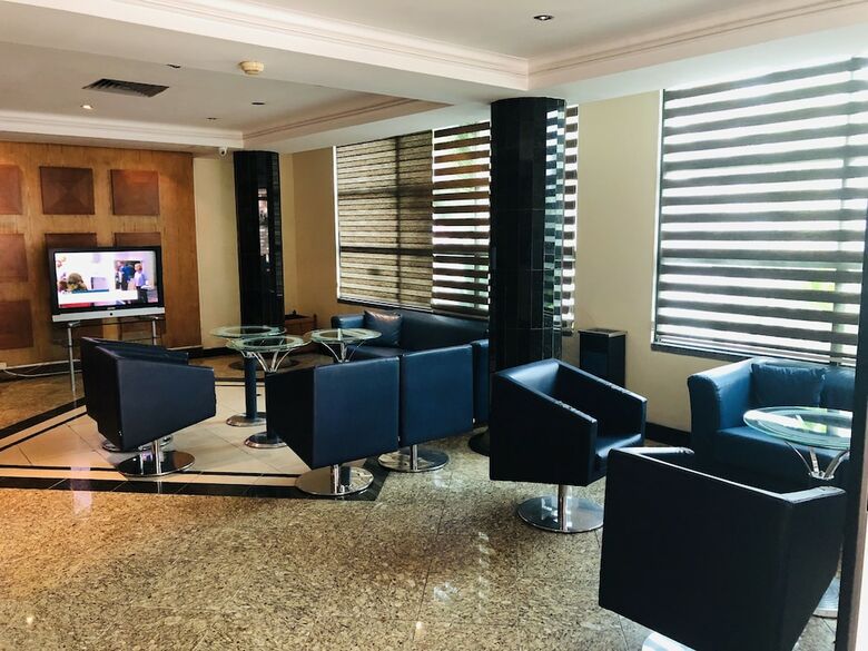 Golden Park Hotel