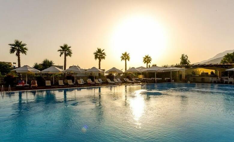 Rapos Resort Hotel