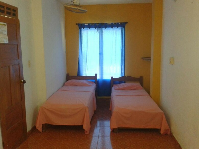 Hostal Hospeder�a Casa Familiar