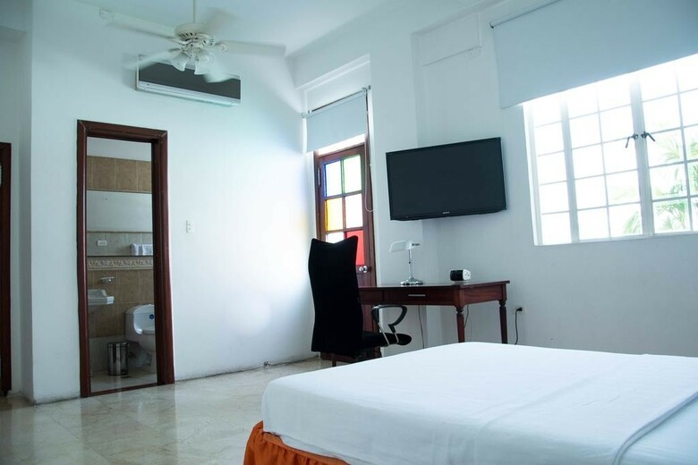 Hotel Savoy