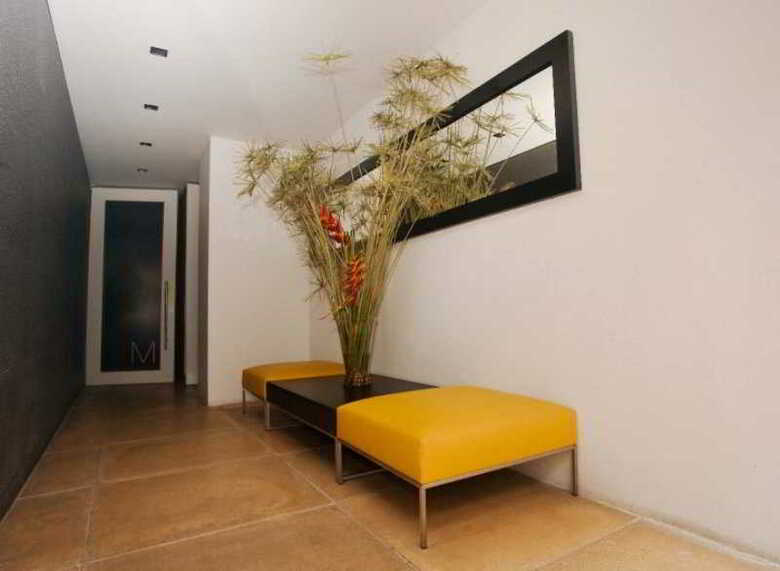 Now Hotel