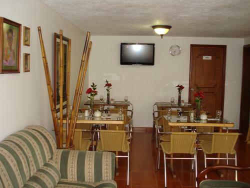 Hostal Casa Real Bed & Breakfast
