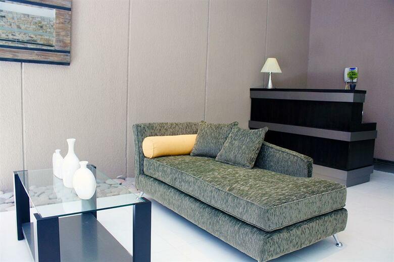 Apartamentos Arenales Suites