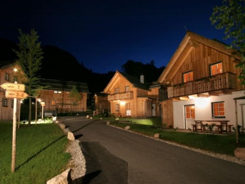 Comfy Chalet In Altaussee Near Ski Area