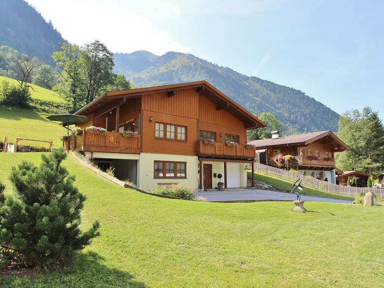 Modern Chalet In Salzburg With Sauna