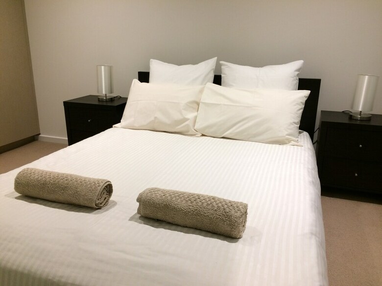 Aparthotel Luxurious Apartments Near City