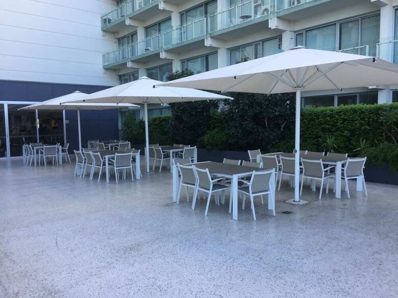 Aparthotel Luxurious Apartments Near City