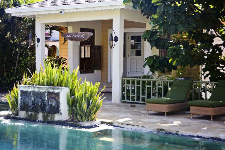 Hotel Little Good Harbour