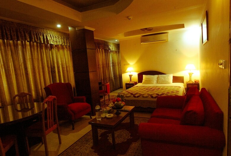 Hotel Sea Shell Ltd.