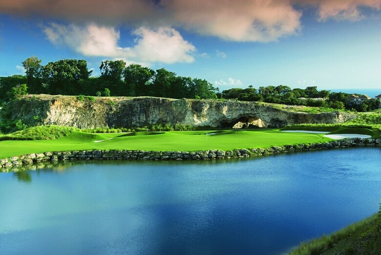 Villa Apes Hill Golf And Polo Club