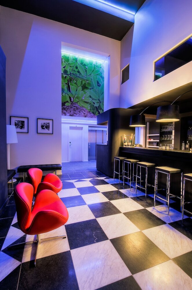Utopia Hotel
