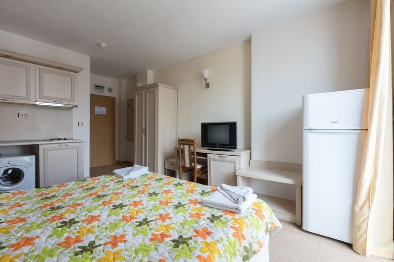 Aparthotel Studio With Balcony And Pool View